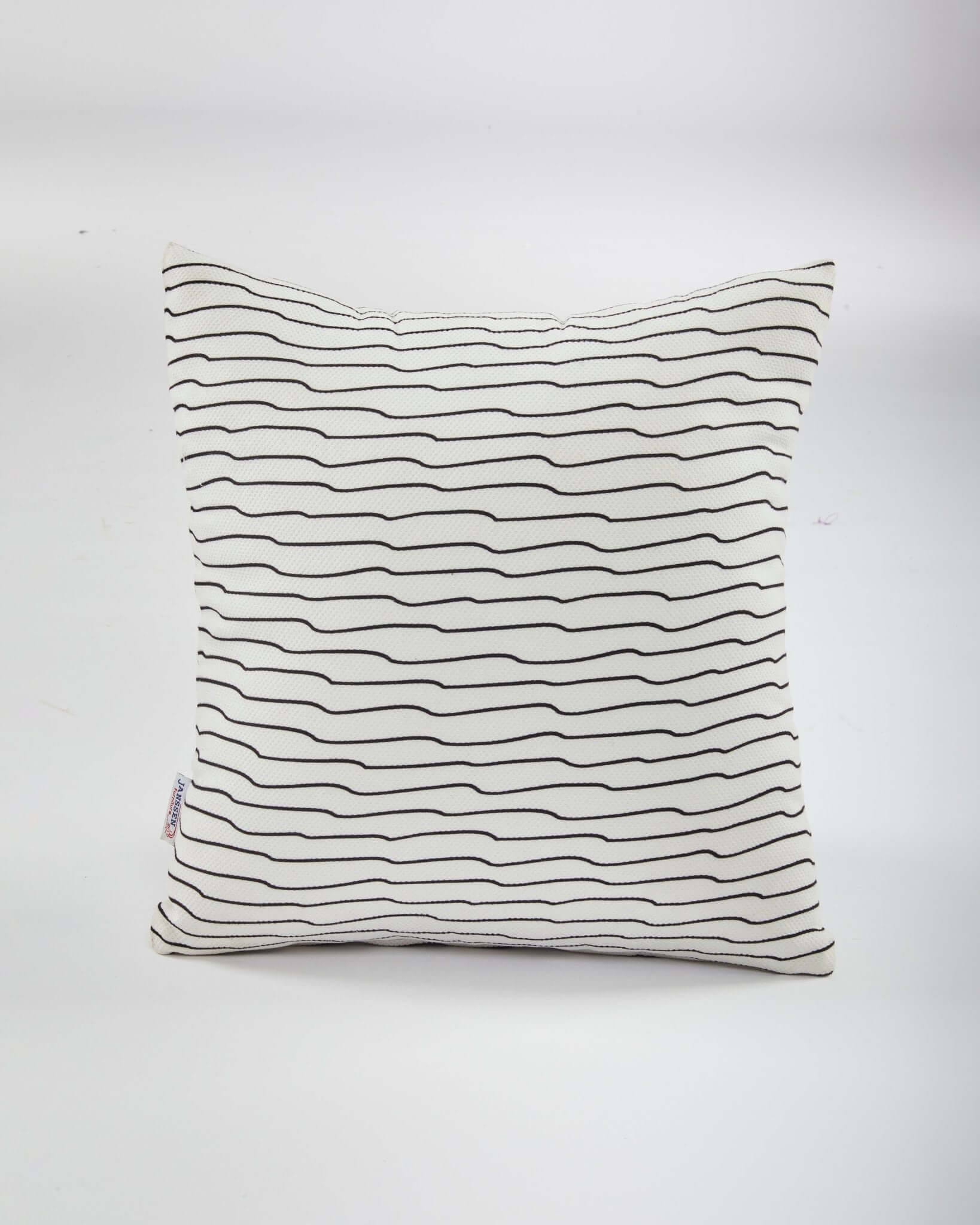 Wavy Lines Cushion - Bed Janssen