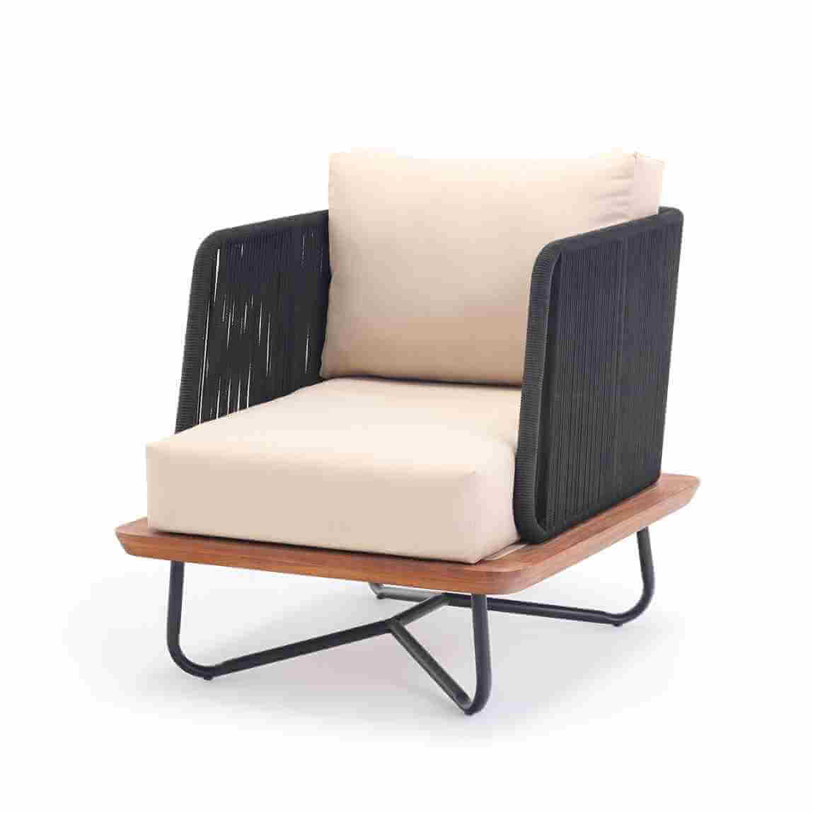 اوريانا - طقم أثاث مكون من كنبة، كرسيين، ترابيزة - Bed Janssen